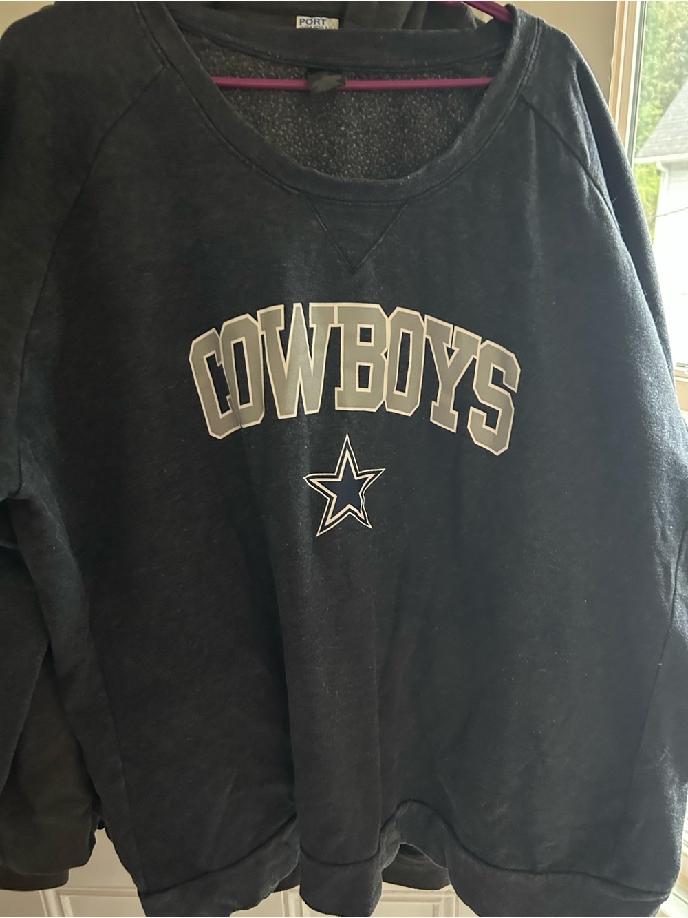 Women's Black Cowboys Pullover Sweatshirt with Star Graphic